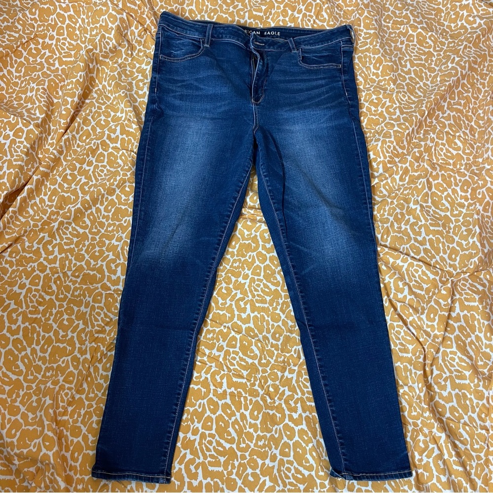 American Eagle Hi-Rise Jegging
